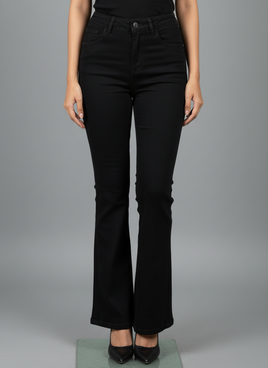 KAVIÉ BellBottom Jeans